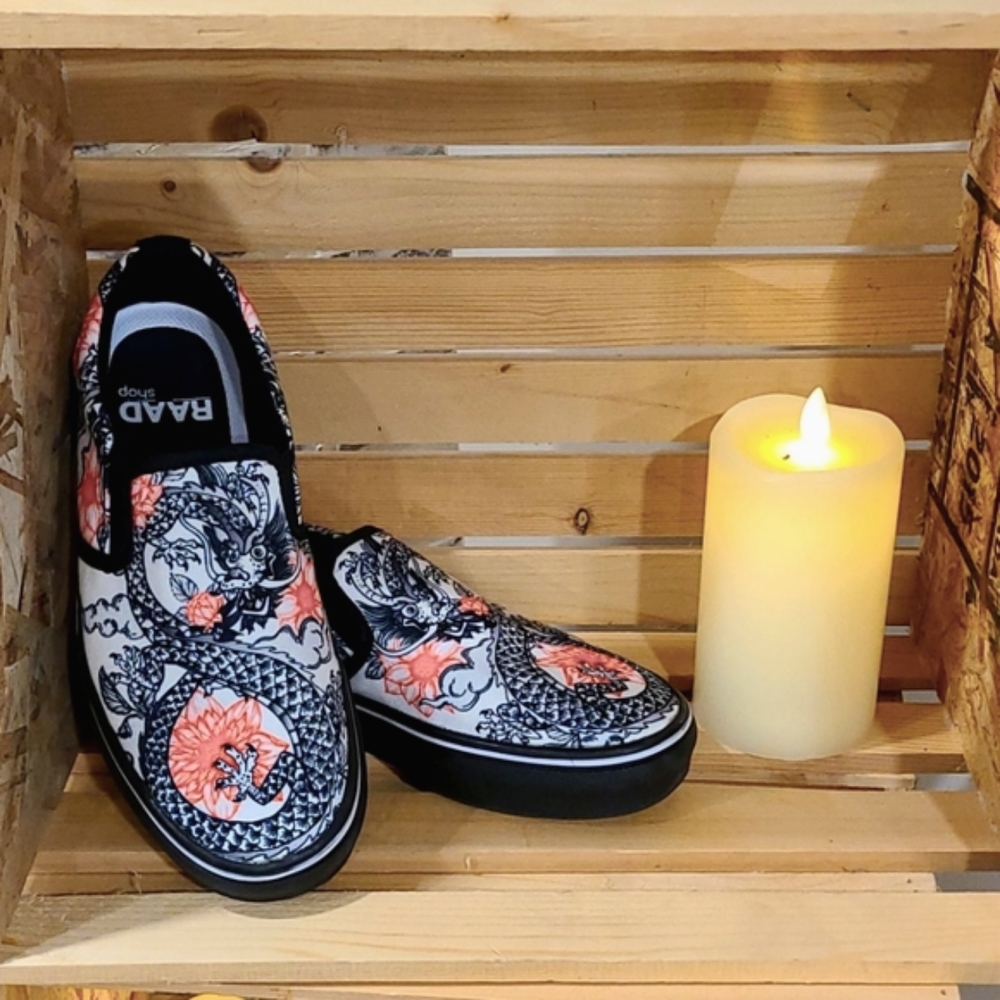 Brand New RAAD Shop shoes Size 5M Style By Design